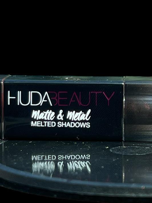 Huda Beauty Matte & Meltal Melted Shadows