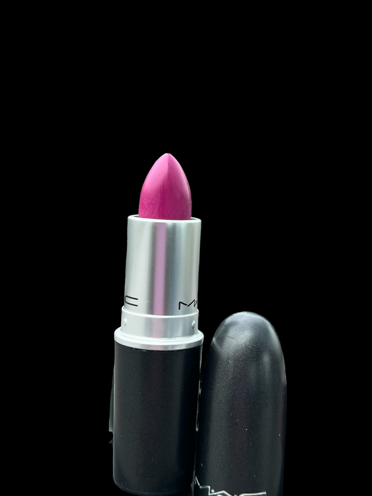 MAC Retro Matte Lipstick Flat Out Fabulous 👄