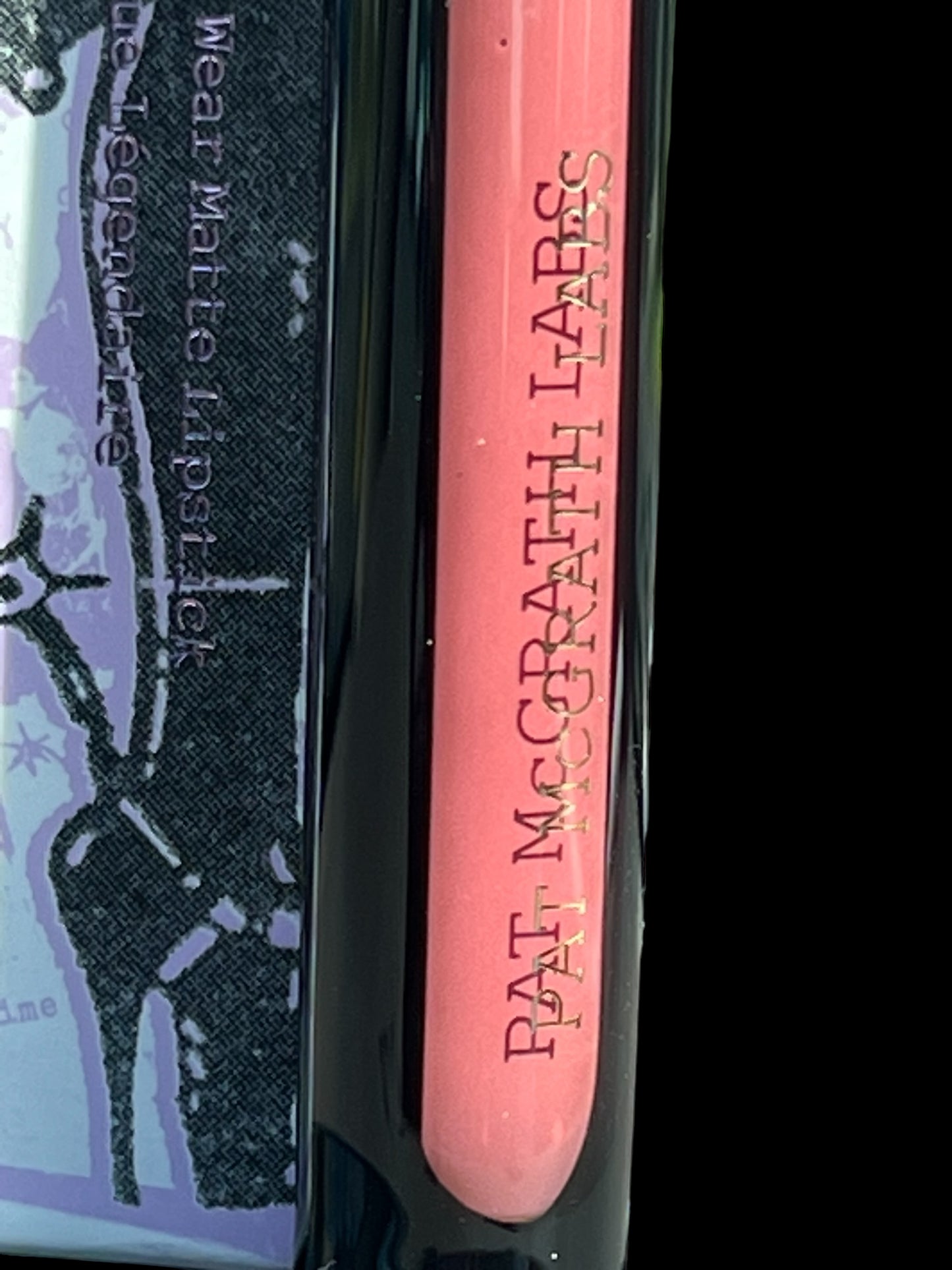 LiquiLUST™  Legendary Wear Lipstick in DIVINE ROSE