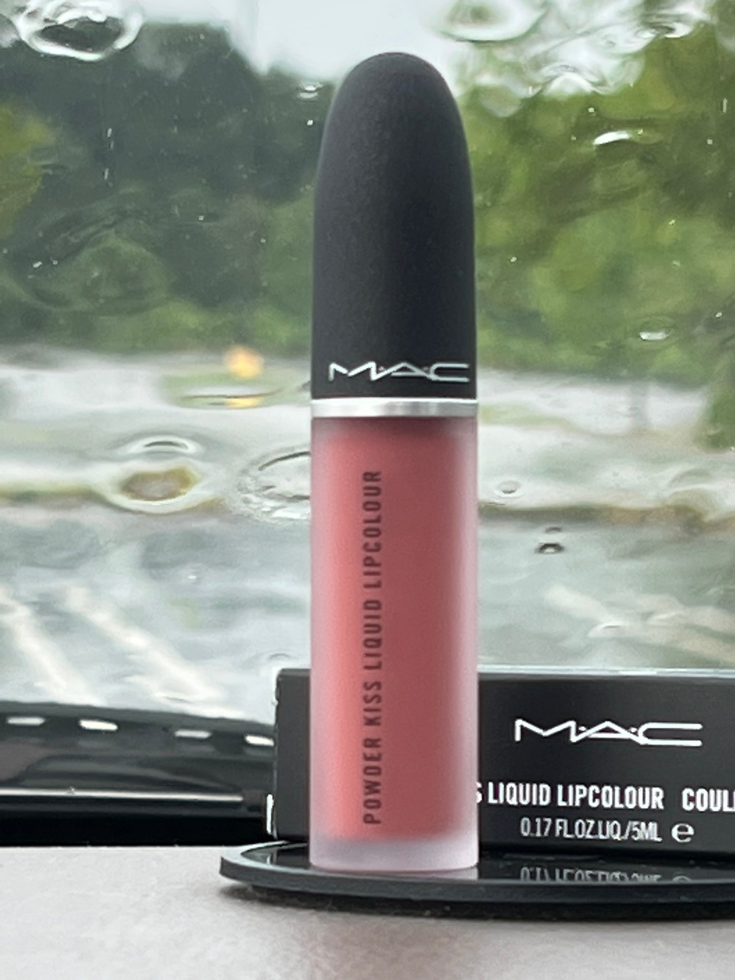 MAC Powder Kiss Liquid Lipcolour Mull It Over